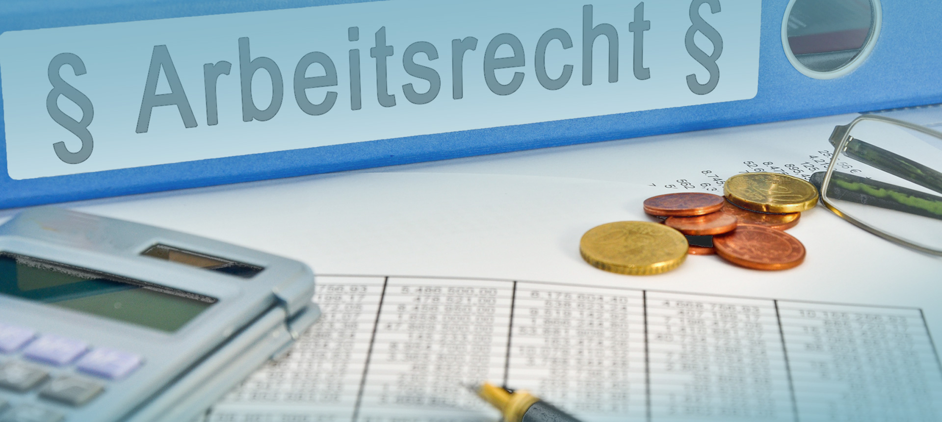 Ordner beschriftet mit Ordner beschriftet mit